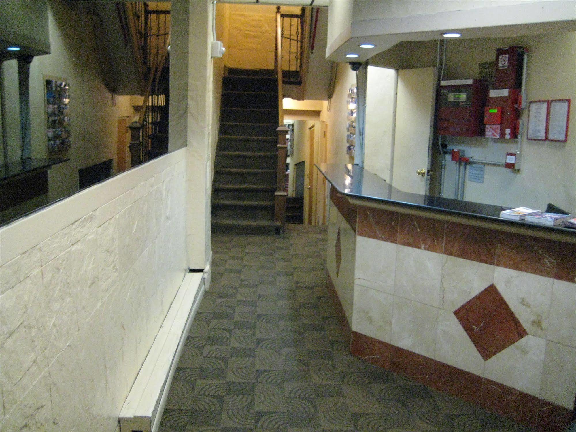 New York Inn Mini-hôtel 2*